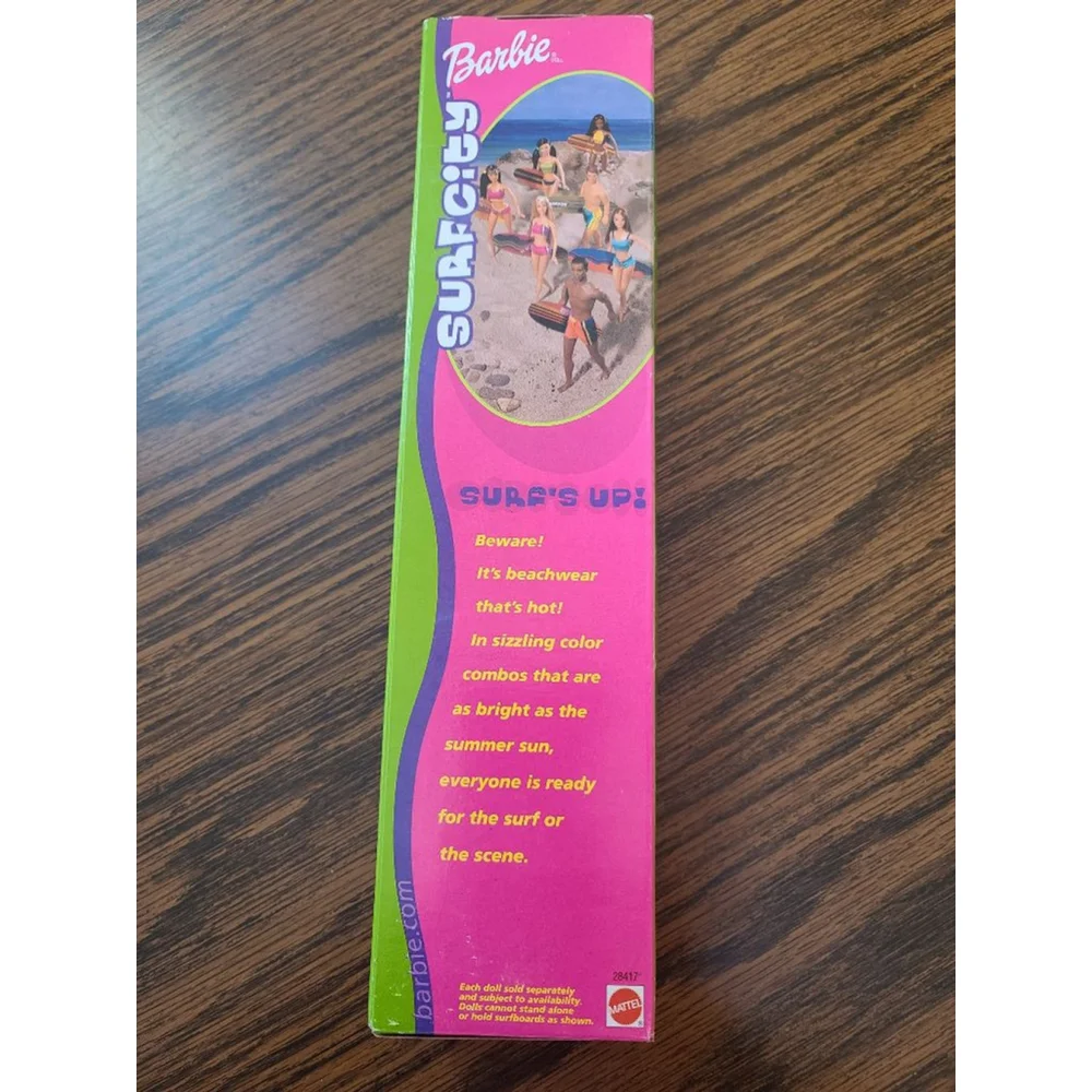 Barbie Vintage 2000 Barbie Surf City Doll NWT Size N/A